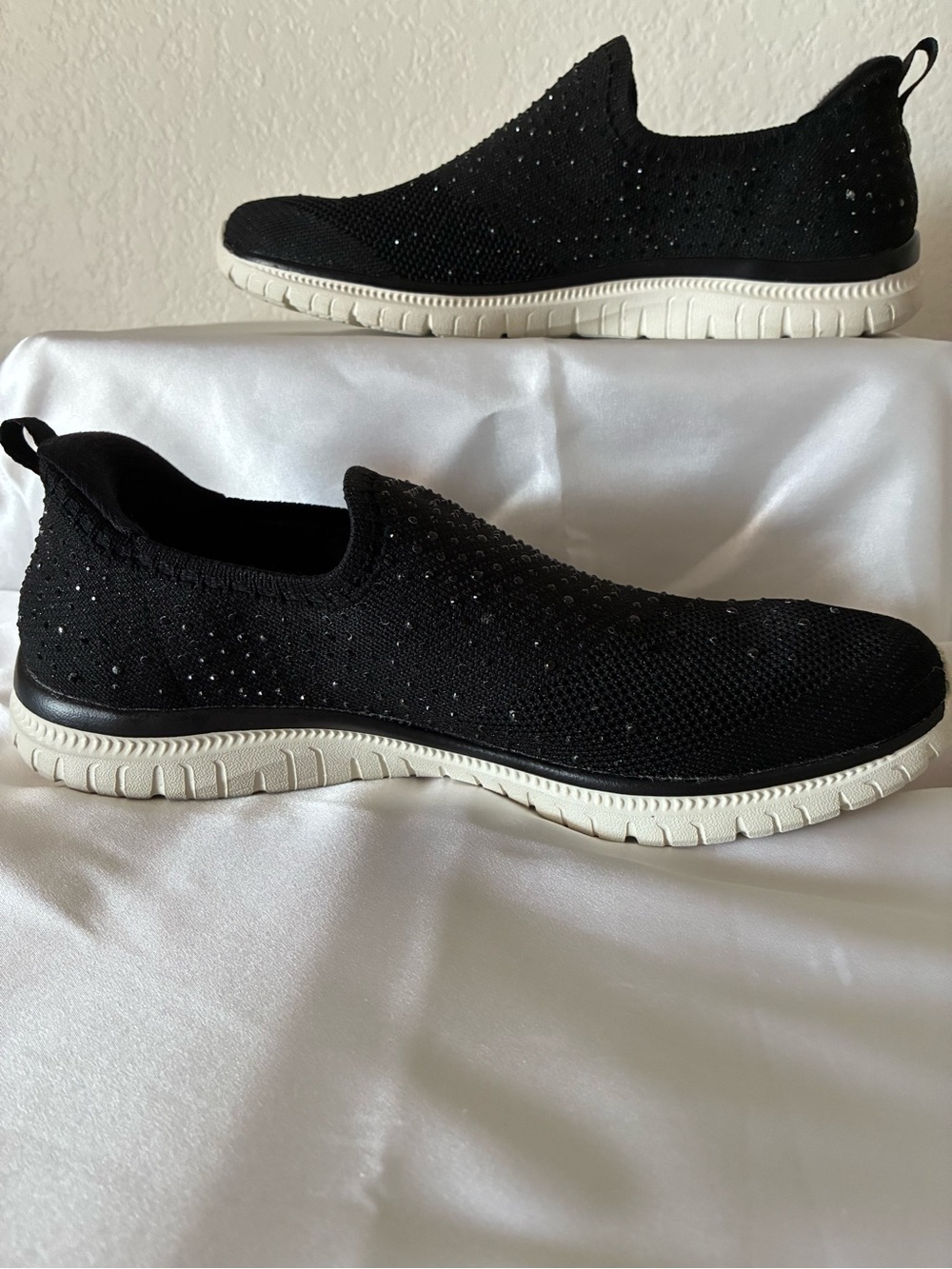 Skechers Black Slip-On Knit Sneakers with Sparkle Studs - Picture 2 of 5